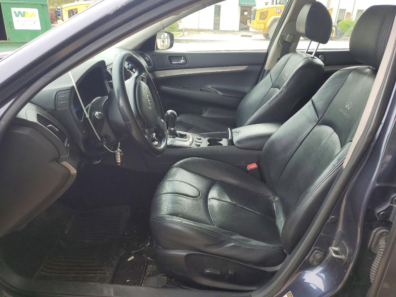 INFINITI G37 X