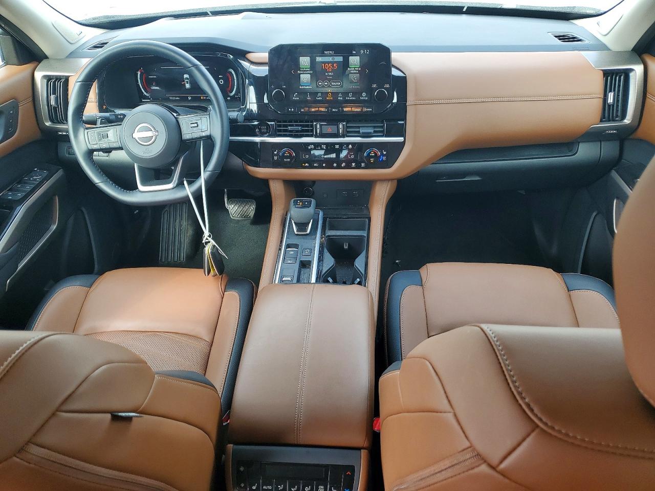 Nissan Pathfinder Platinum