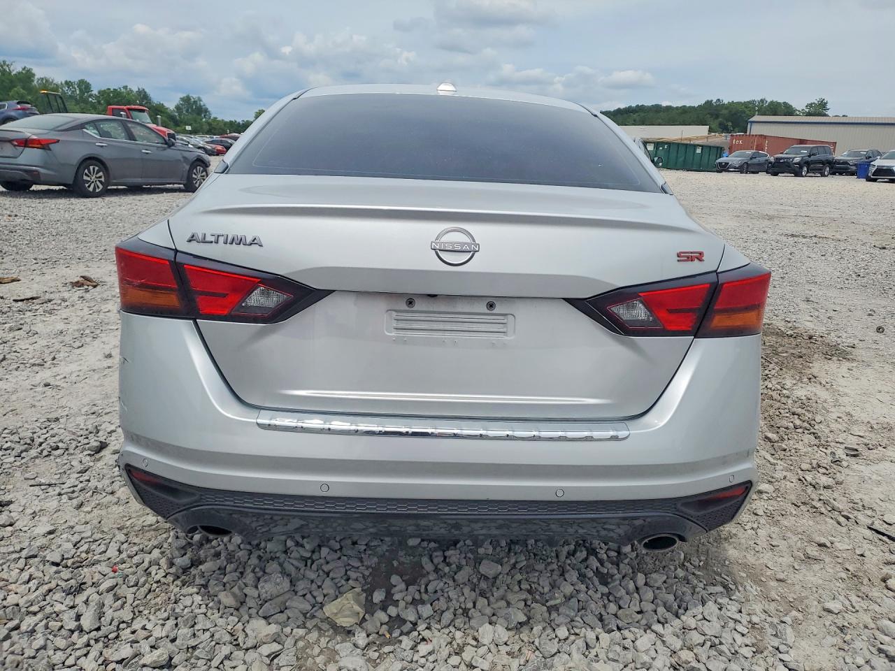 Nissan Altima Sr