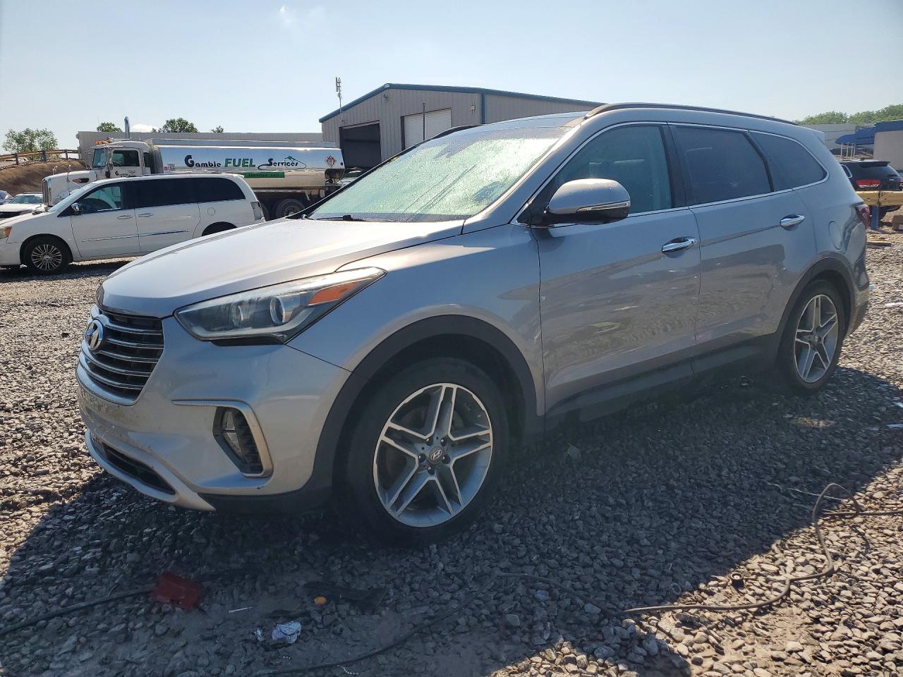 Salvage Hyundai SANTA FE Image