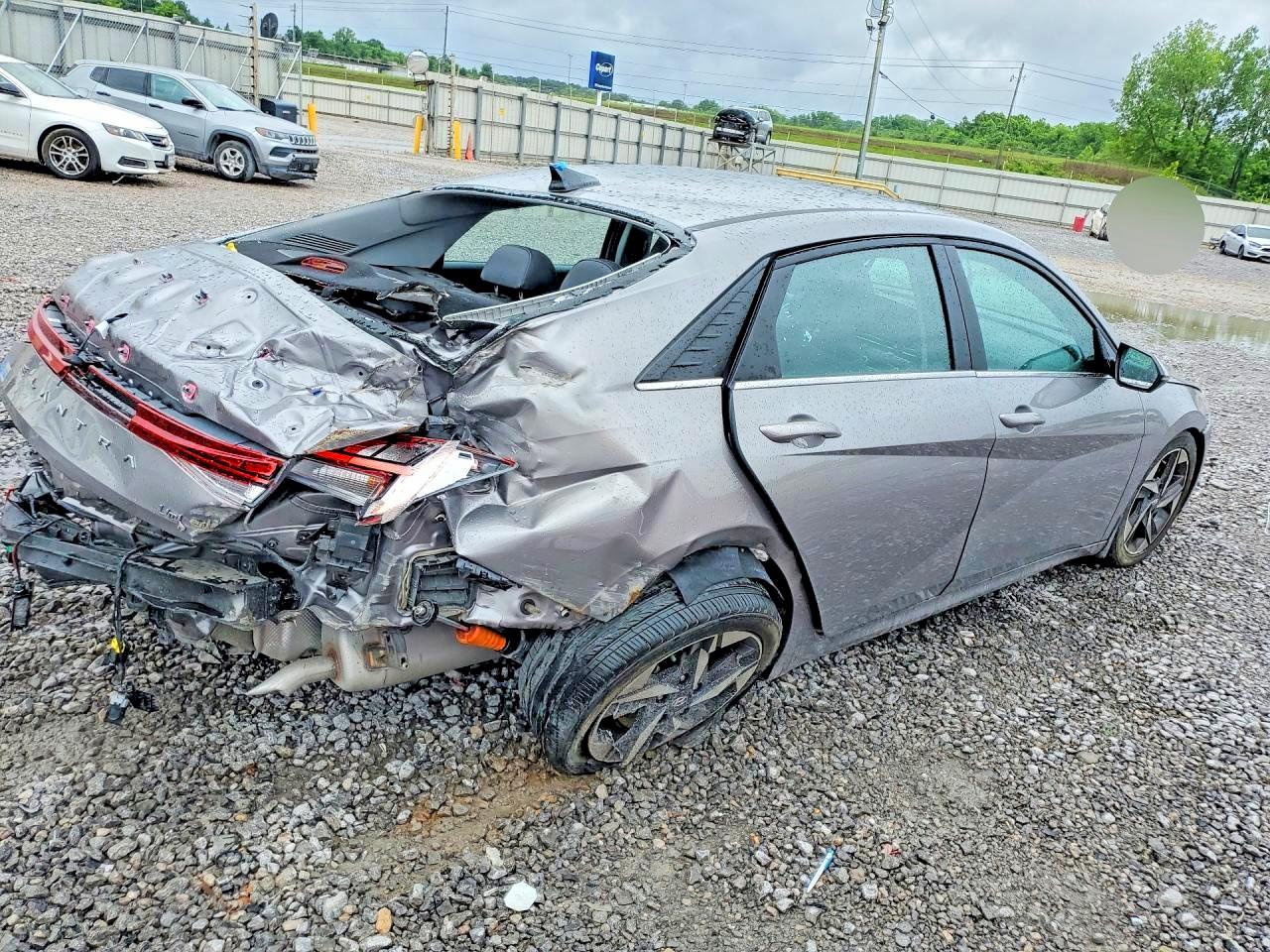 Hyundai ELANTRA Limited