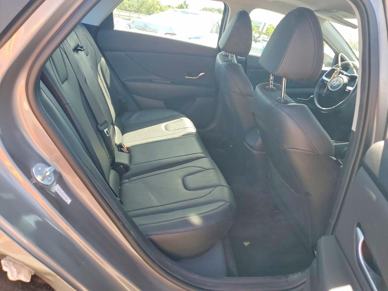 Hyundai ELANTRA Limited