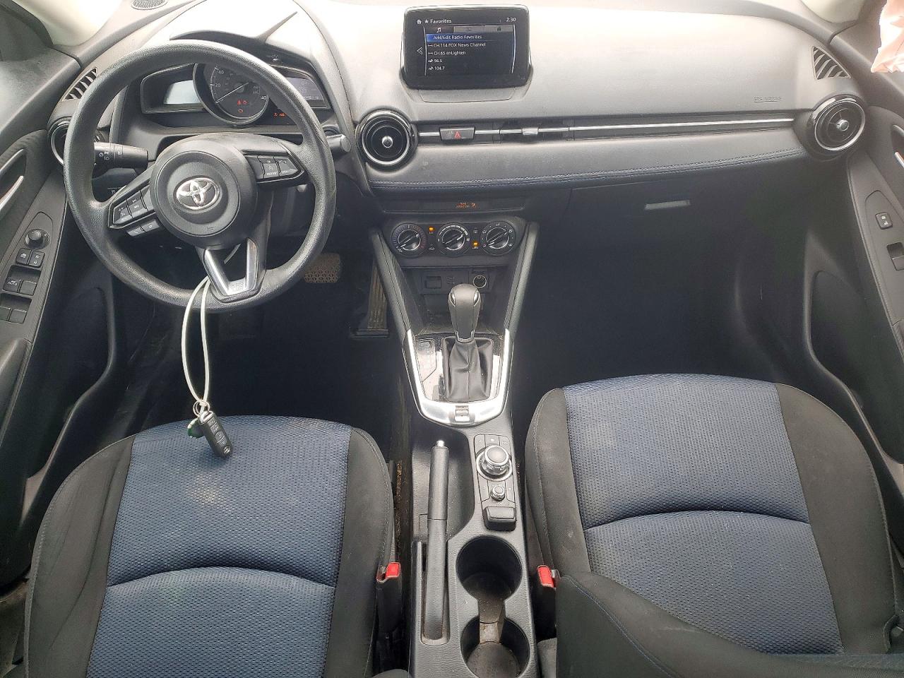 Toyota Yaris Le