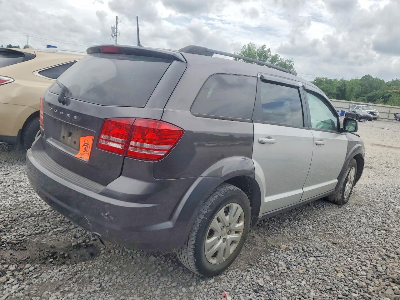 Dodge Journey Se