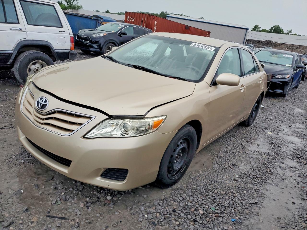 Salvage Toyota Camry Image