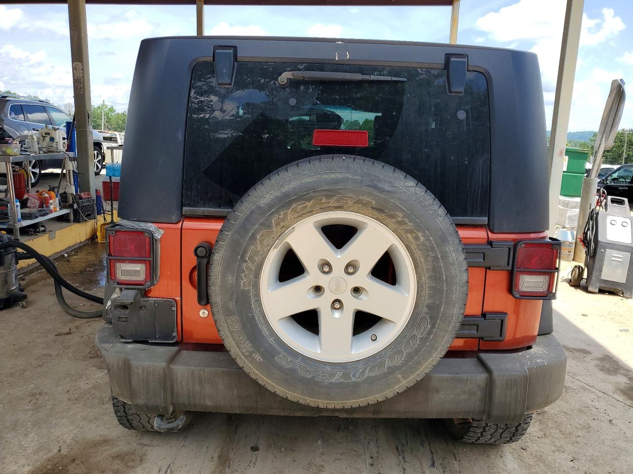 Jeep Wrangler X