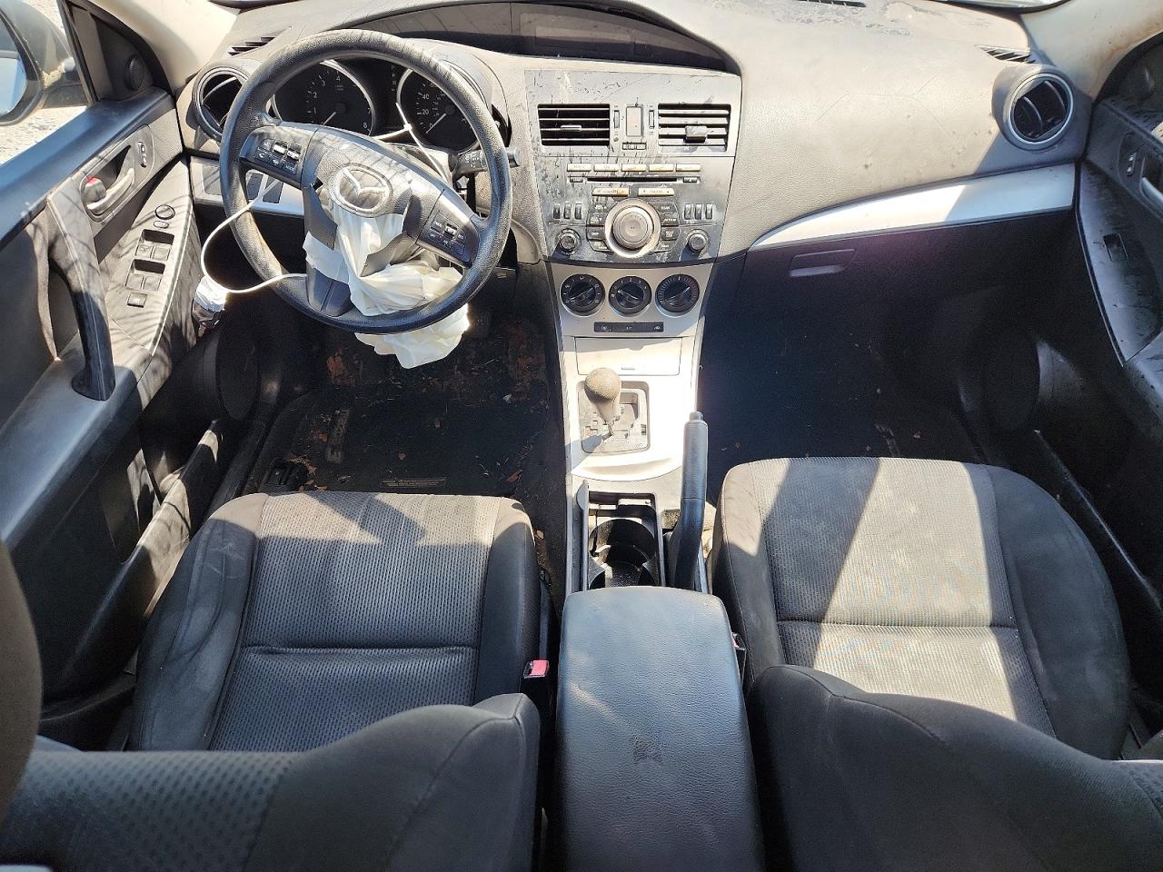 Mazda 3 I