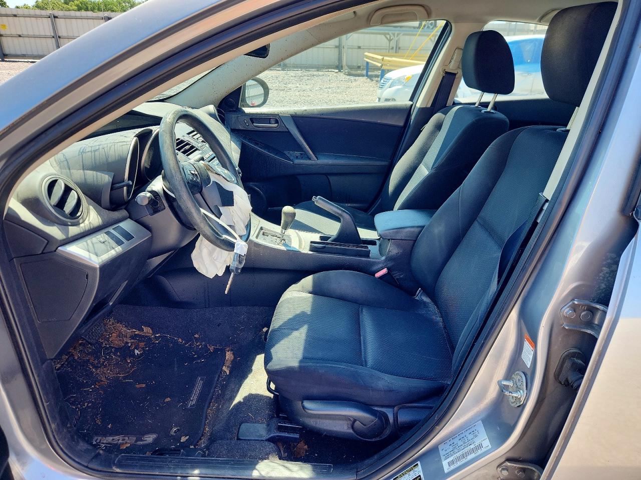 Mazda 3 I