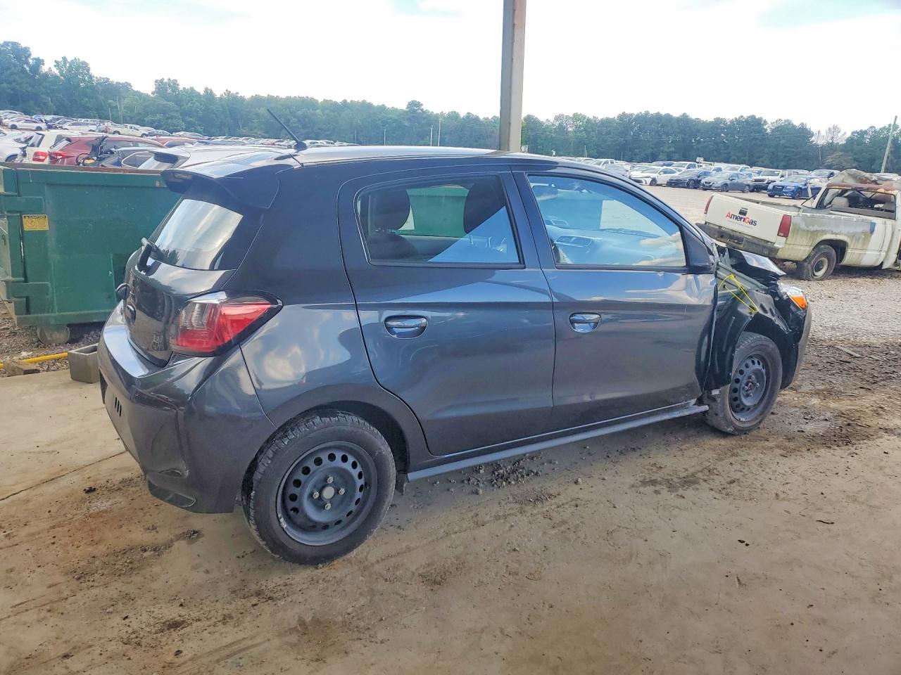 Mitsubishi Mirage Es
