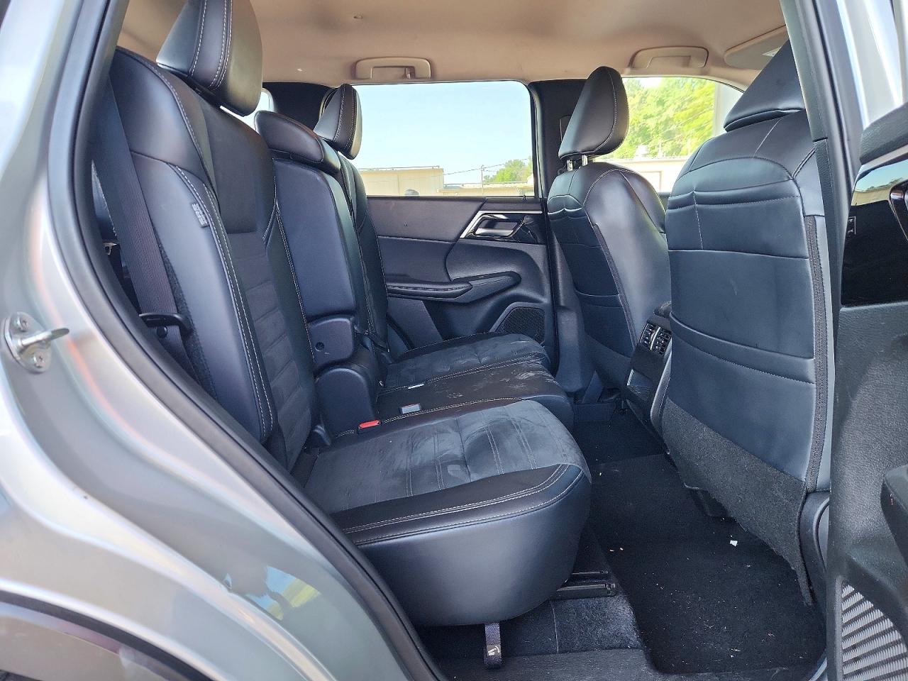 Mitsubishi Outlander Se