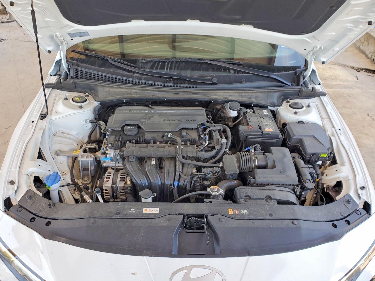 Hyundai ELANTRA Sel