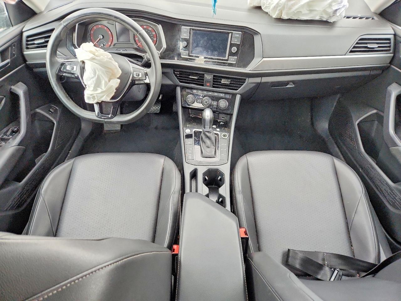 Volkswagen Jetta S