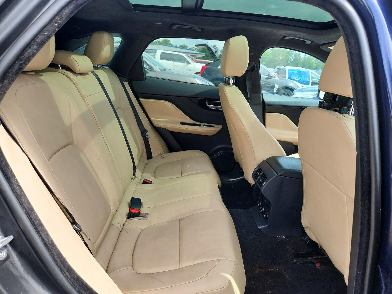 Jaguar F-PACE Premium