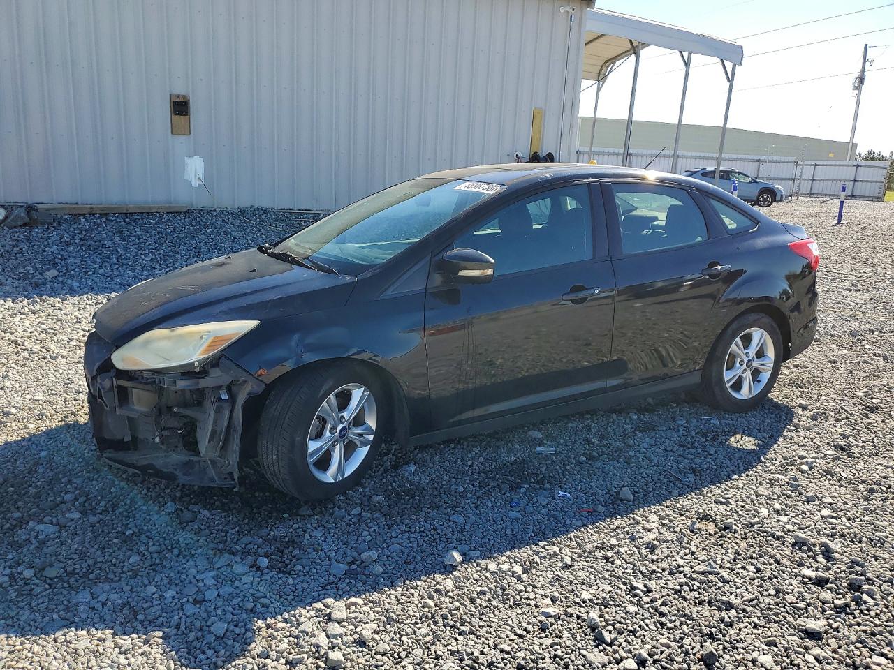 Salvage Ford Focus Image