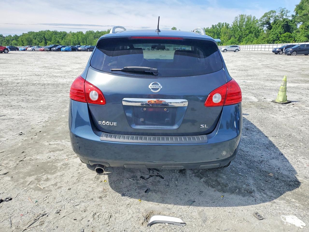 Nissan Rogue S