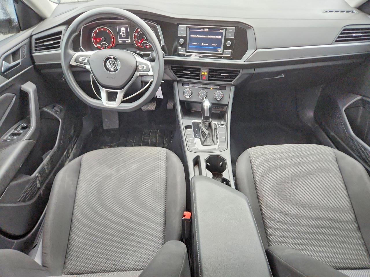 Volkswagen Jetta S