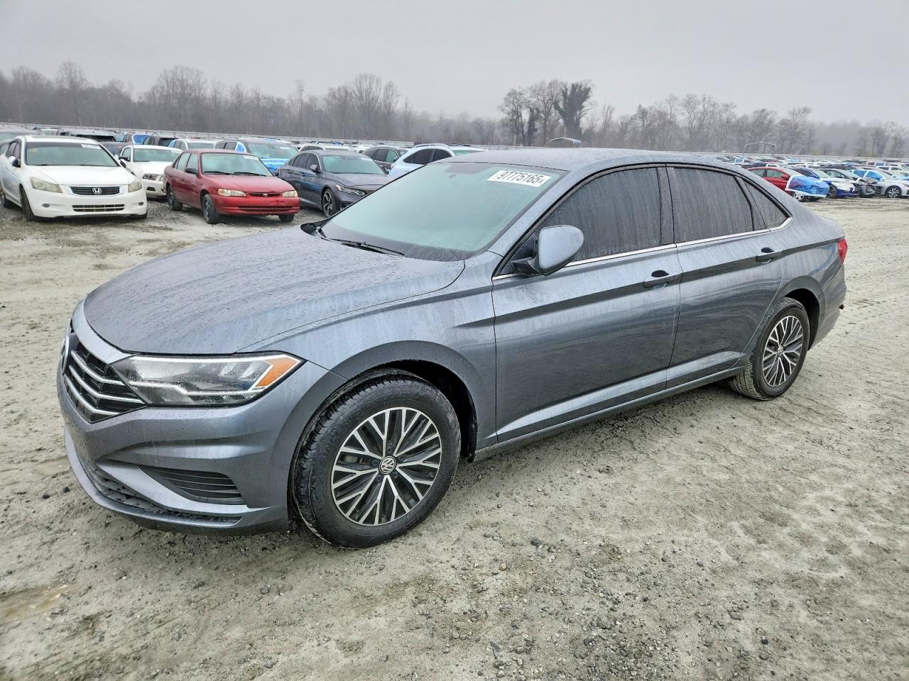 Salvage Volkswagen Jetta Image