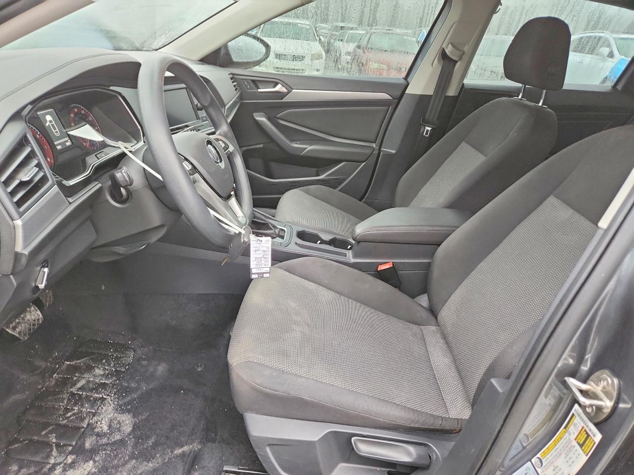 Volkswagen Jetta S
