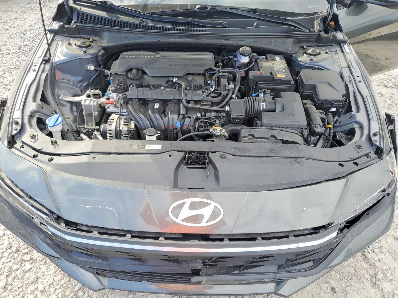 Hyundai ELANTRA Sel