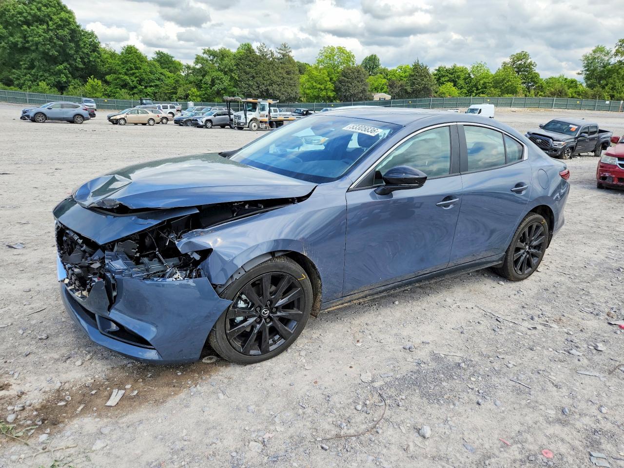 Salvage Mazda 3 Image