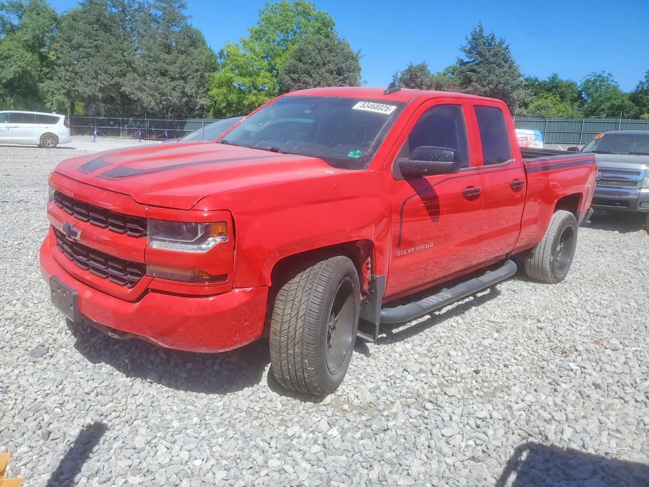 Salvage Chevrolet Silverado Image