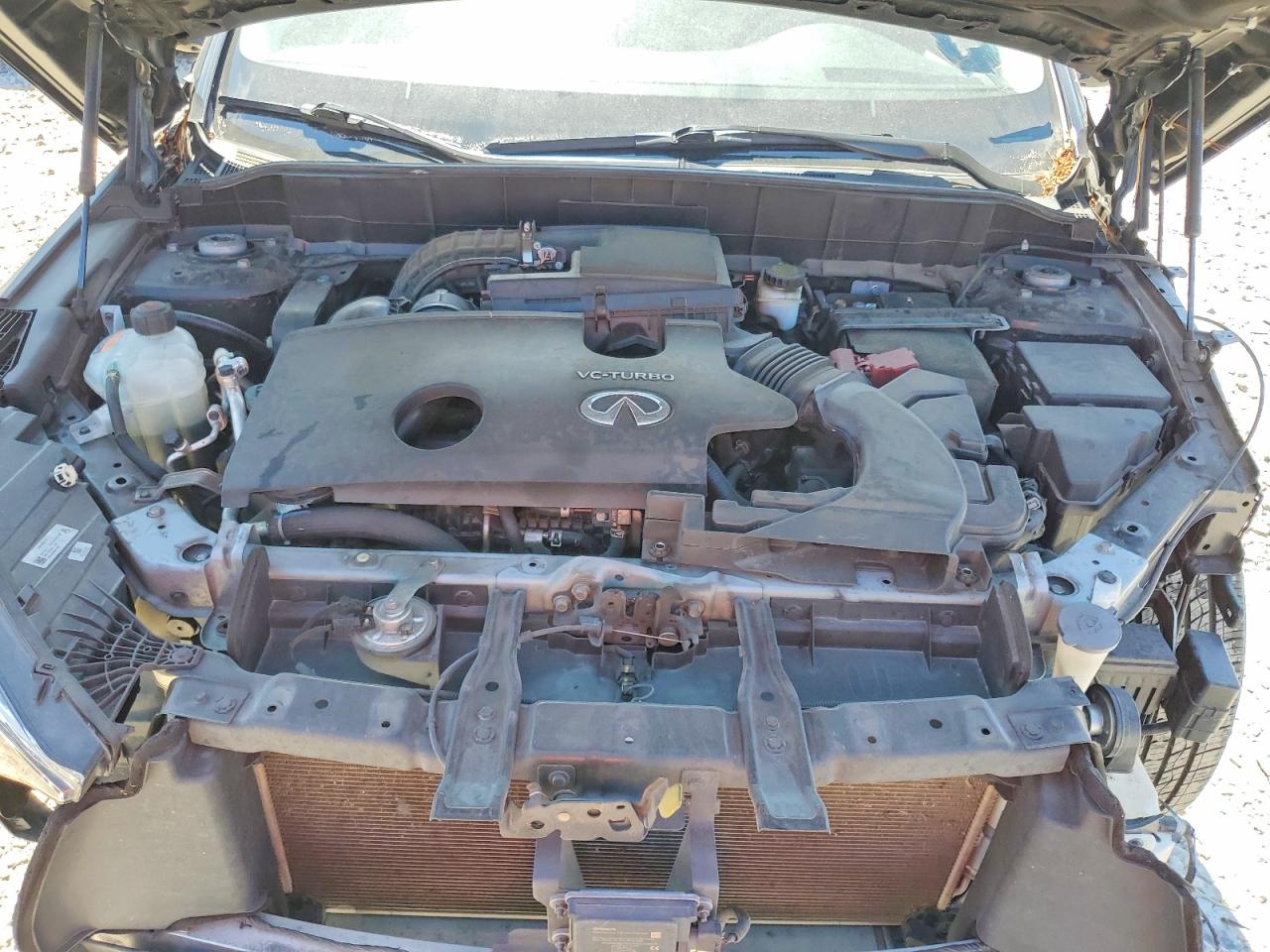 INFINITI Qx Essential