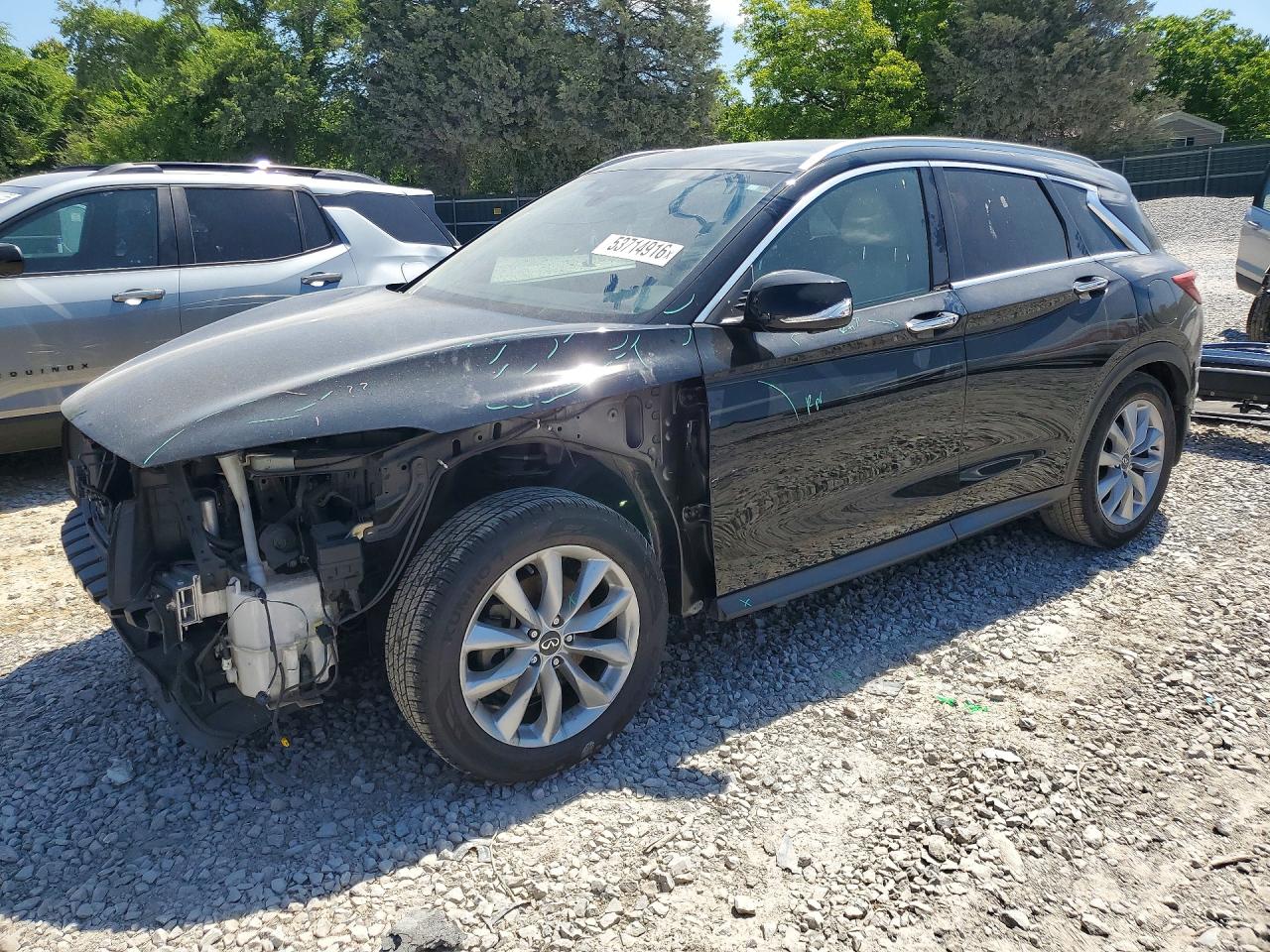 Salvage INFINITI Qx Image