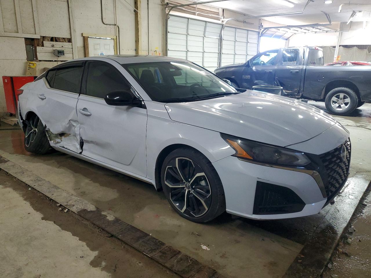 Nissan Altima Sr