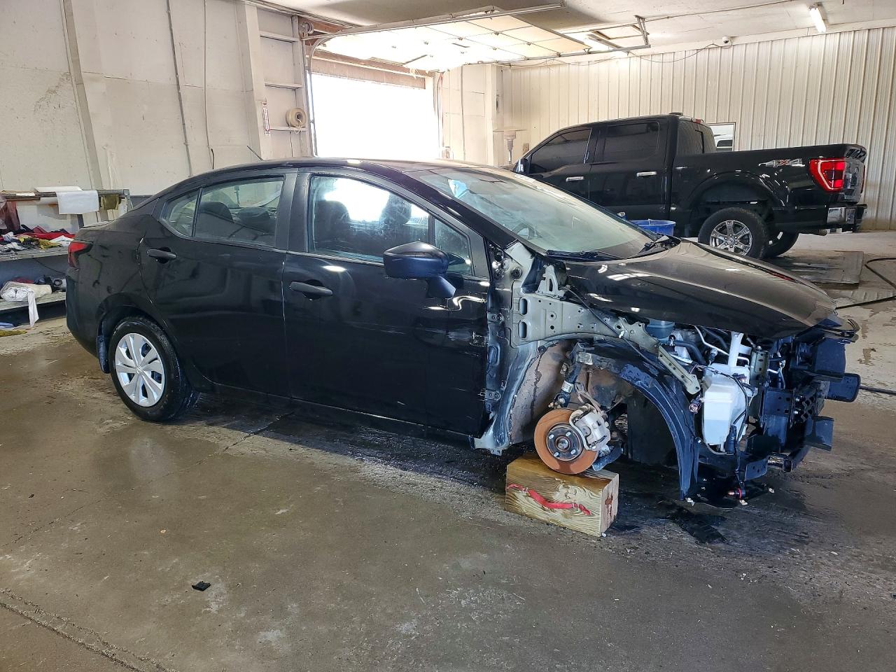 Nissan Versa S