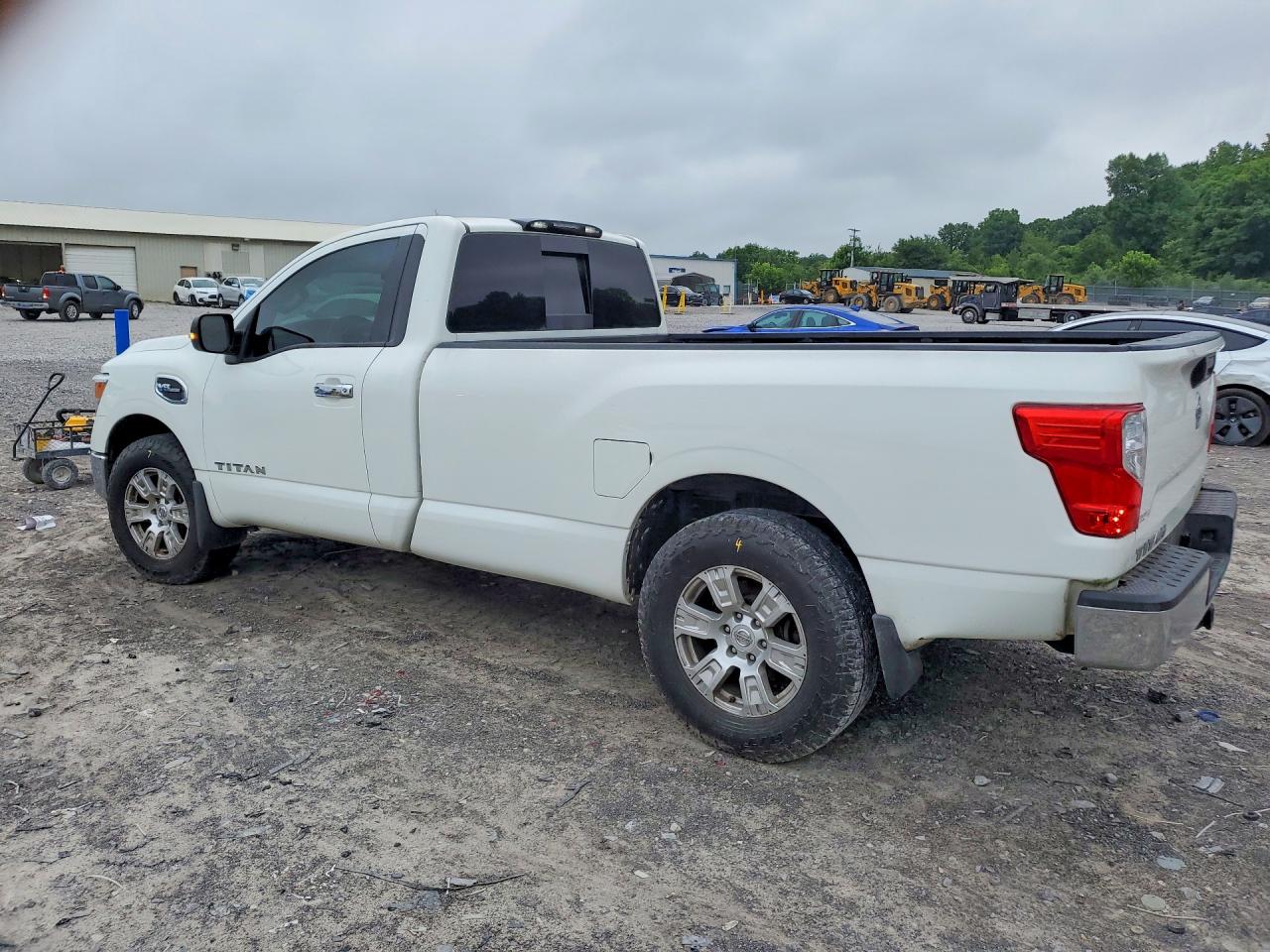 Nissan Titan Sv
