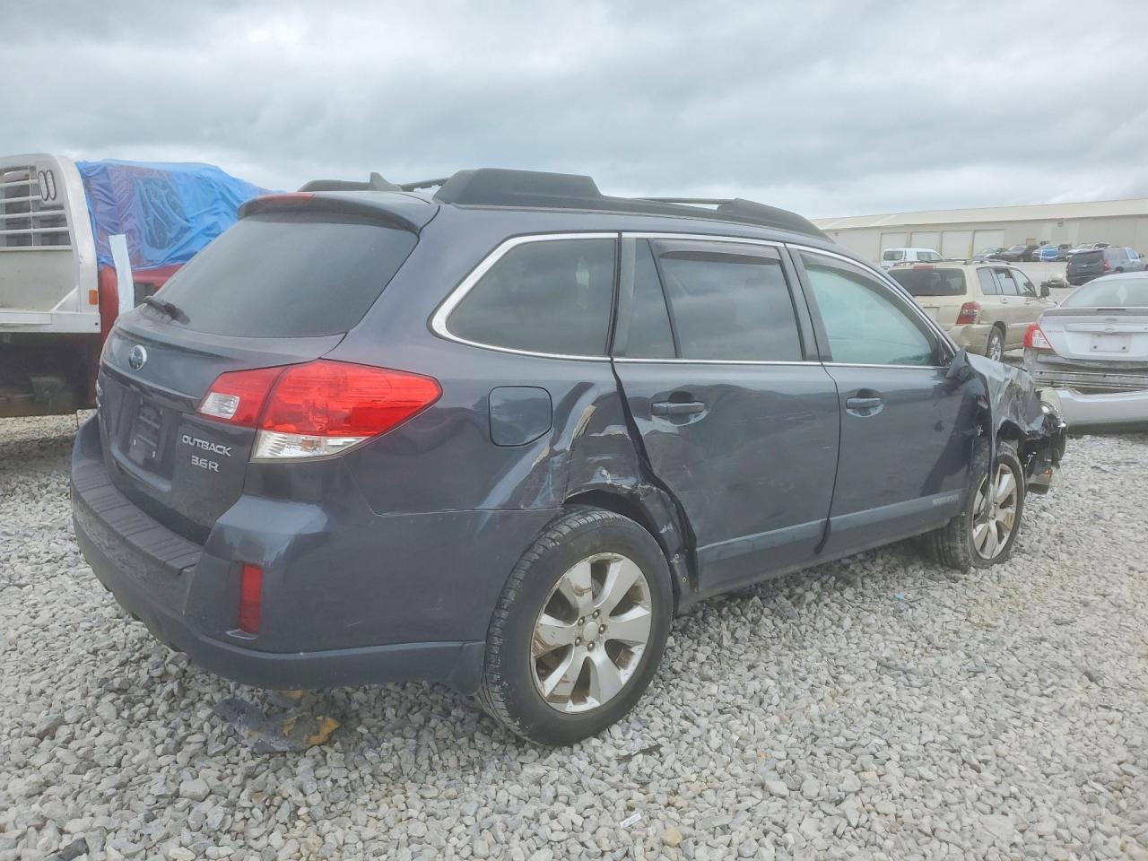 Subaru Outback 3.6r Limited