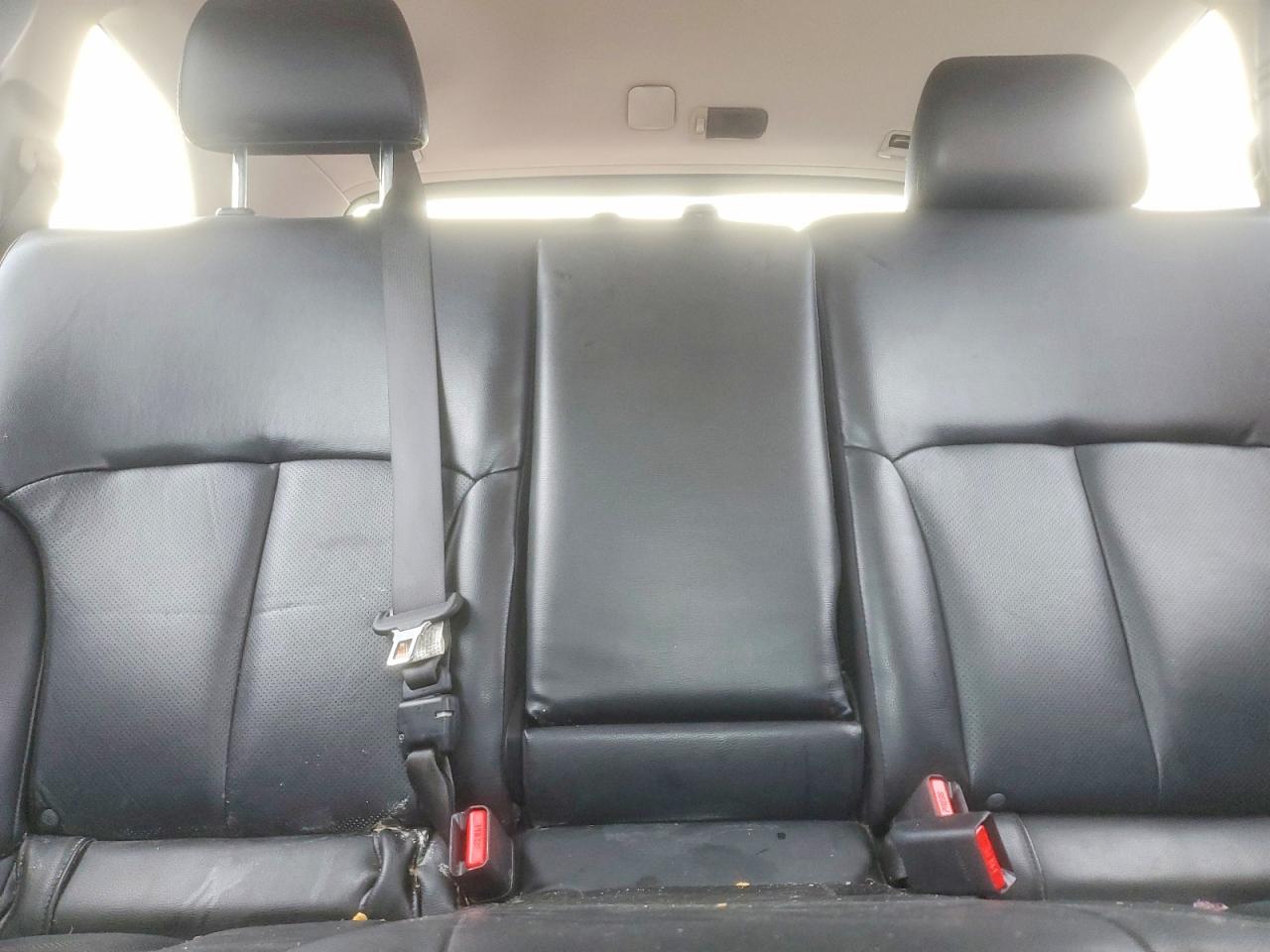 Subaru Outback 3.6r Limited