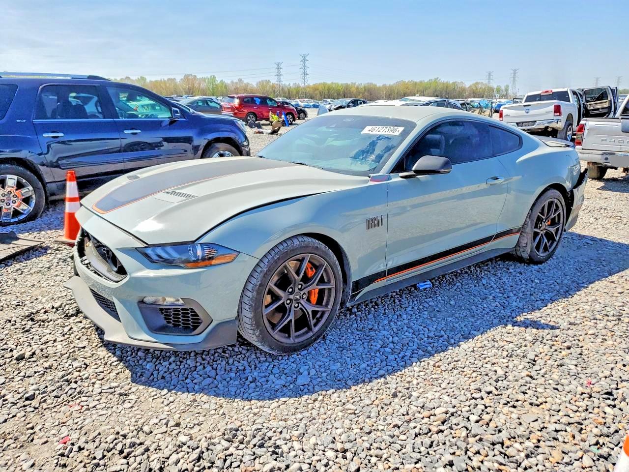 Salvage Ford Mustang Image