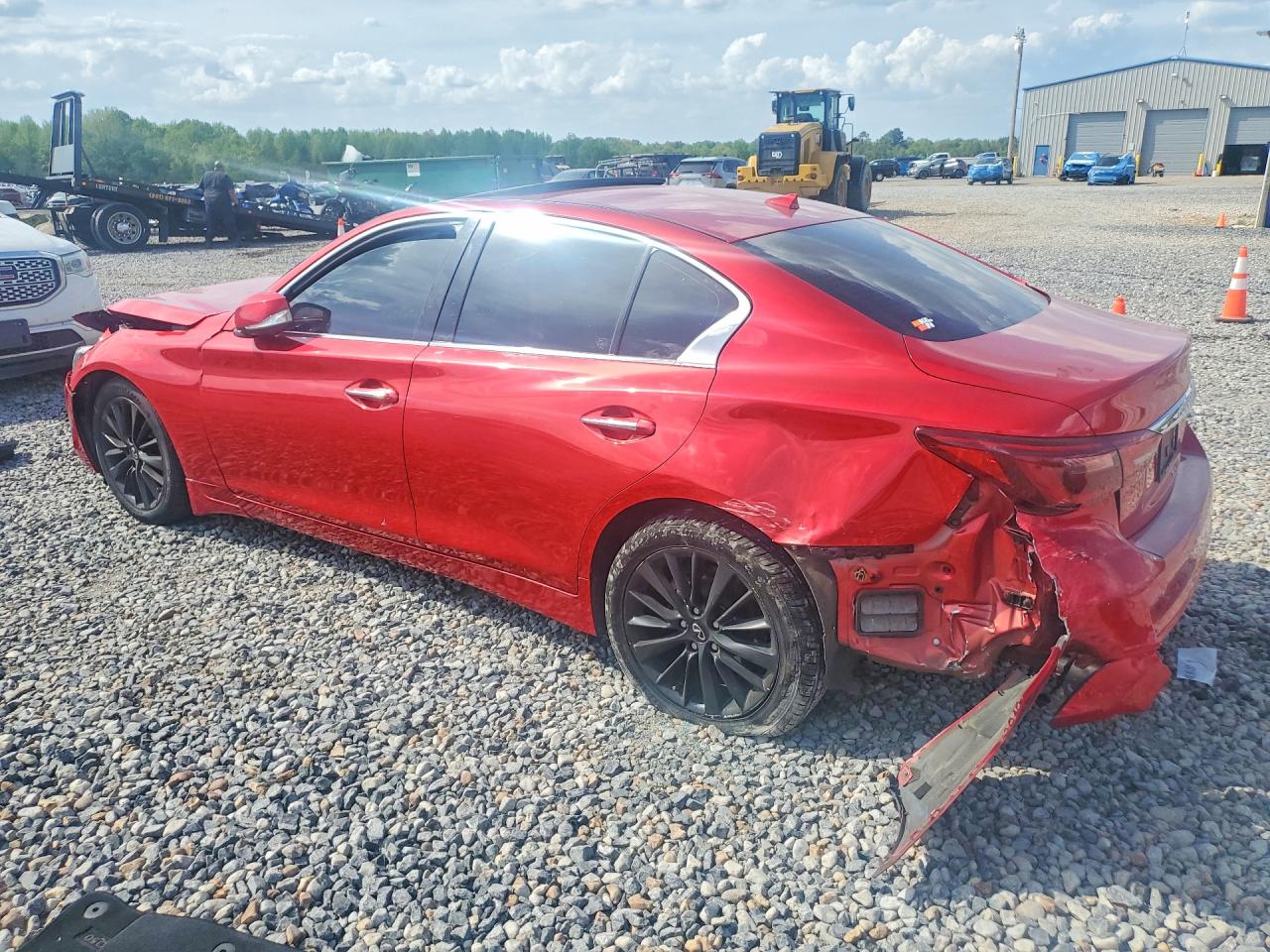 INFINITI Q50 Luxe