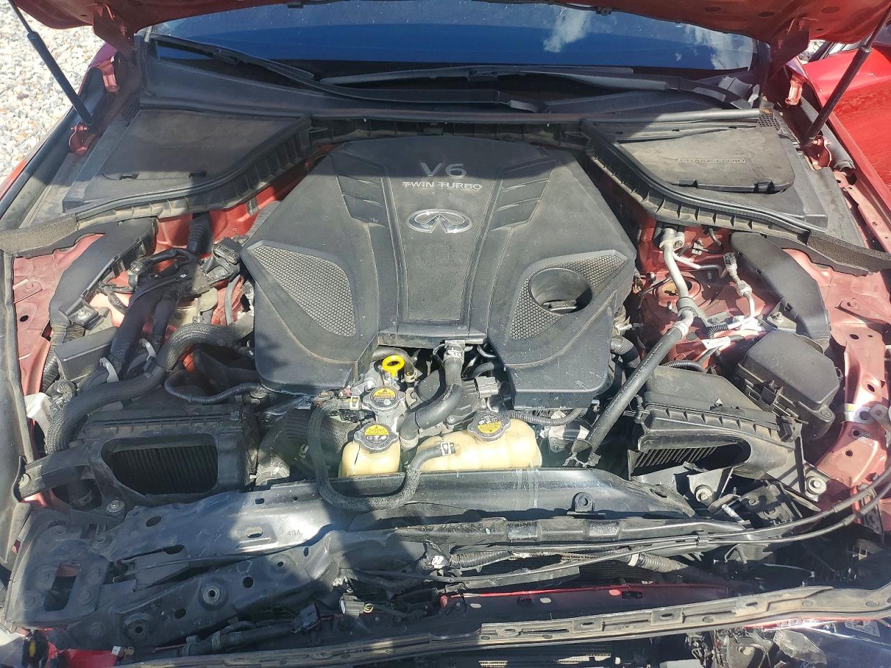 INFINITI Q50 Luxe
