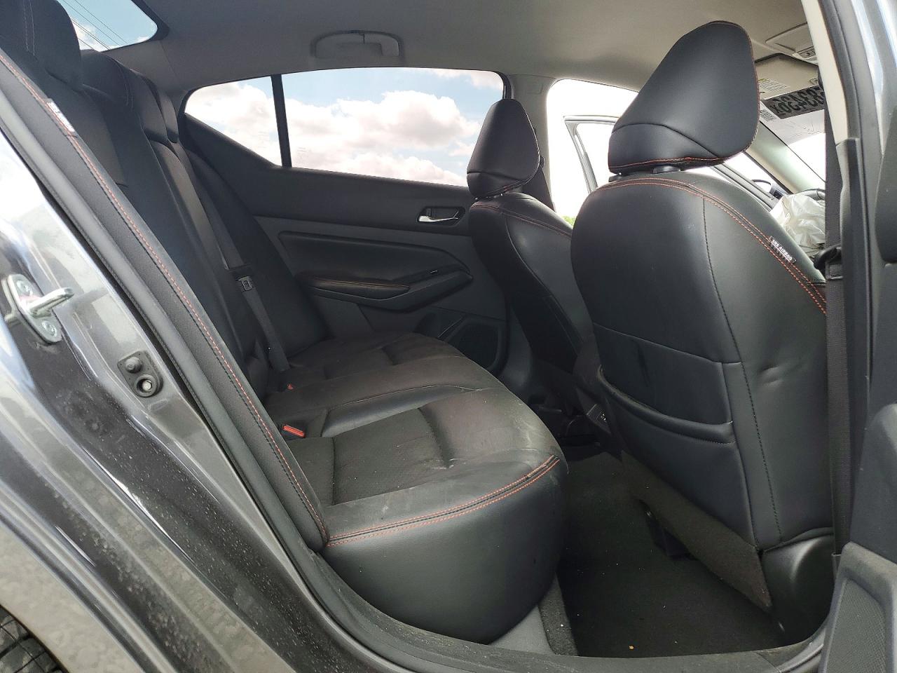 Nissan Altima Sr