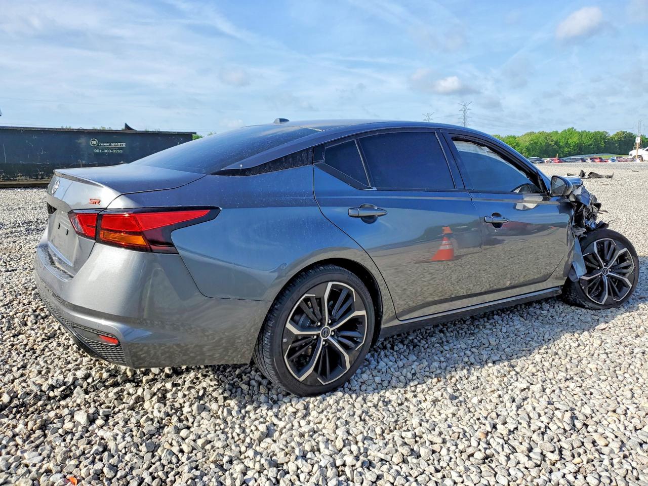 Nissan Altima Sr