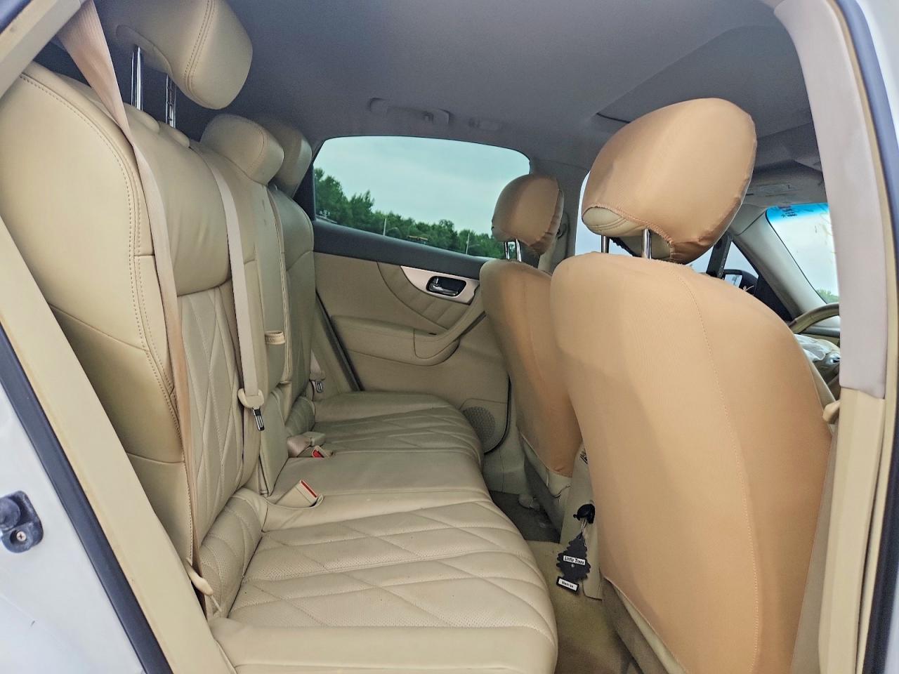 INFINITI Fx Base