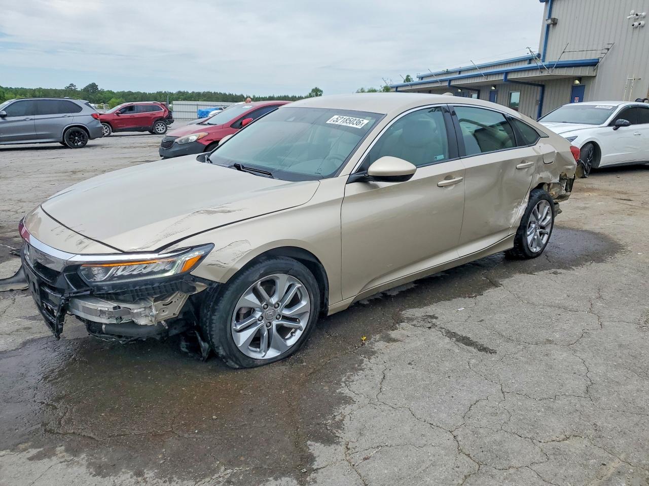 Salvage Honda Accord Image