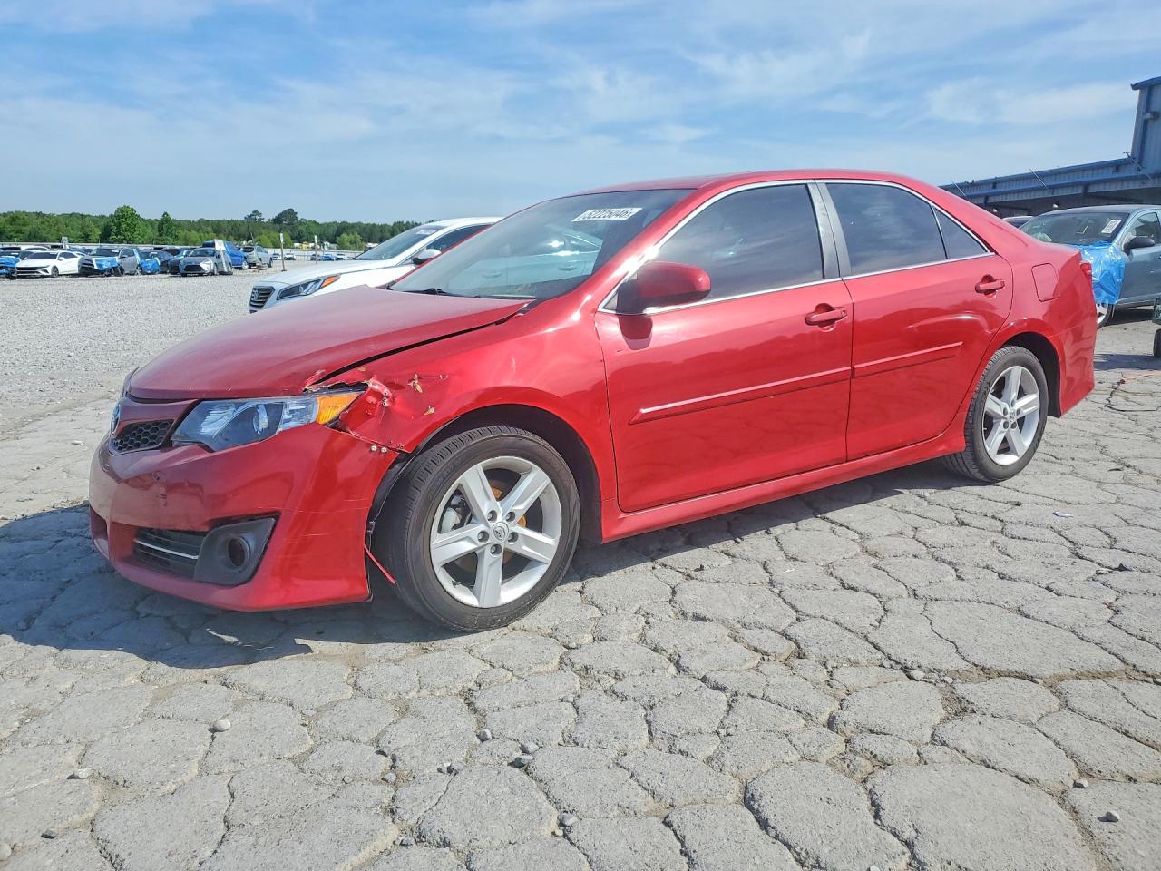 Salvage Toyota Camry Image