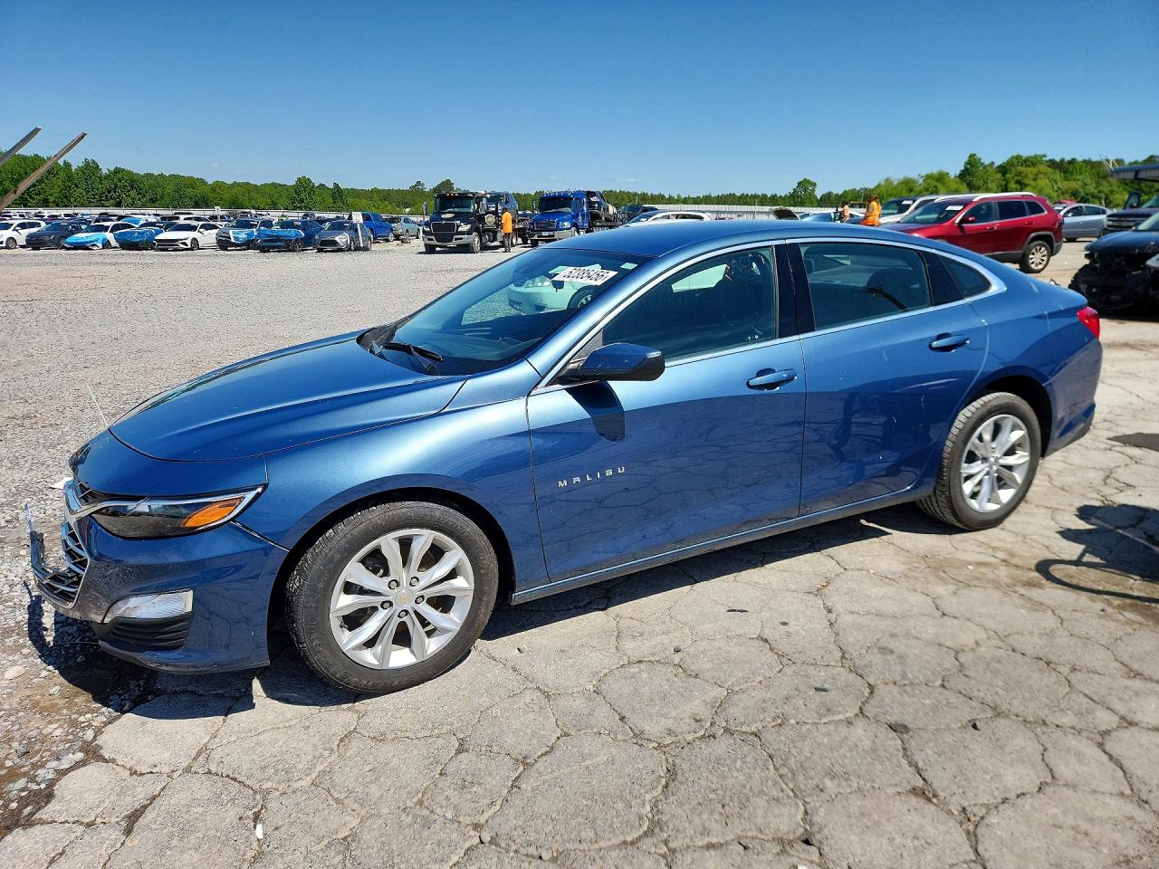 Salvage Chevrolet Malibu Image