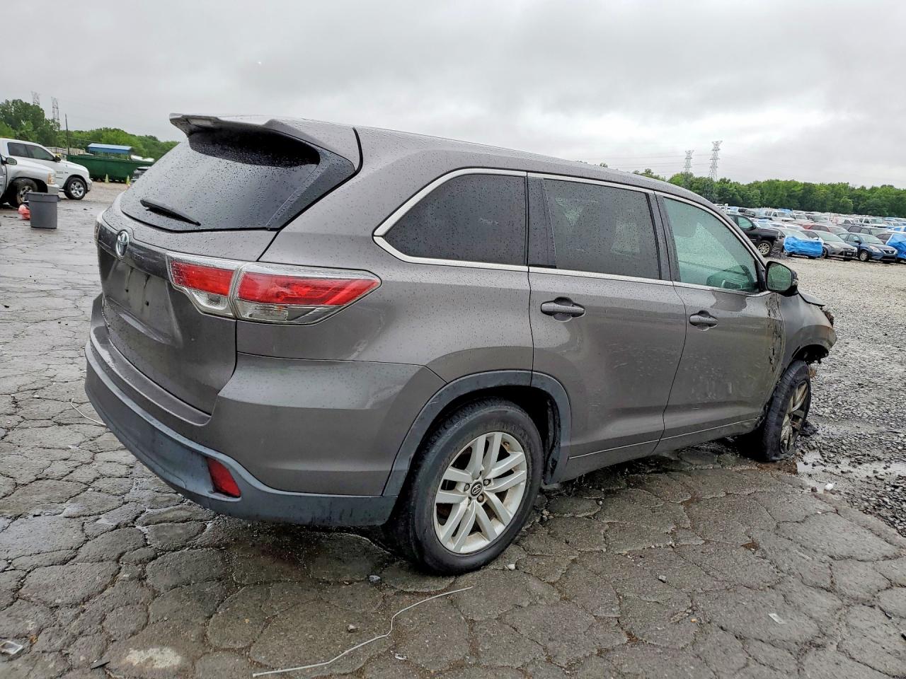 Toyota Highlander Le