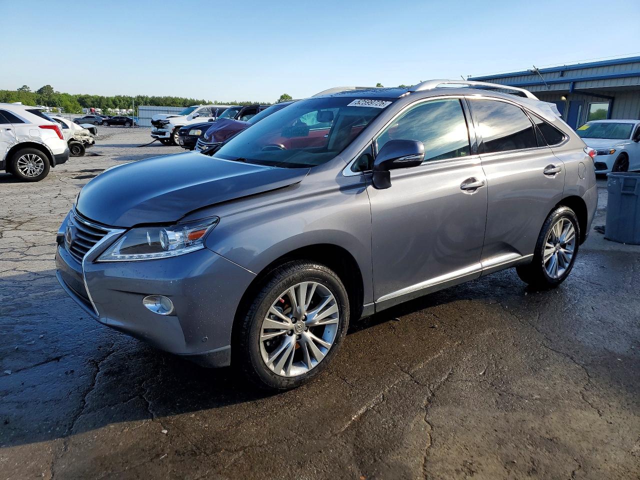 Salvage Lexus RX Image