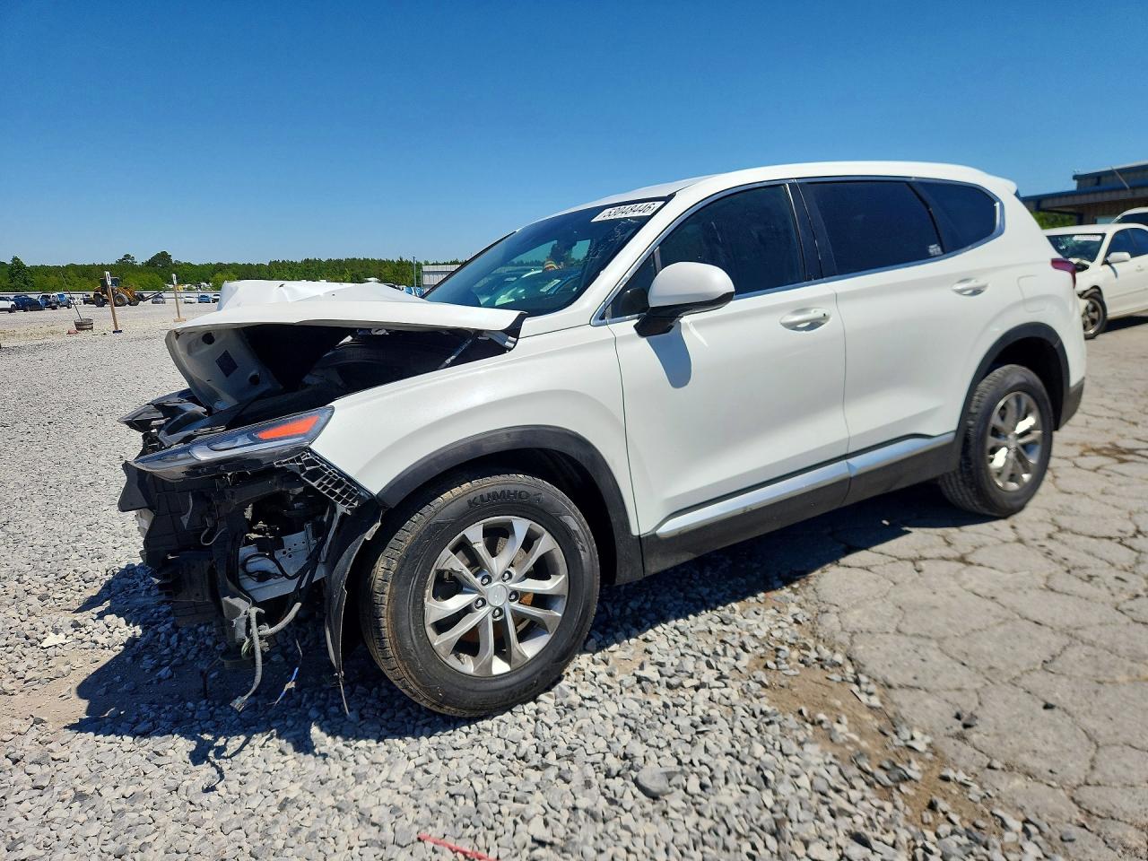Salvage Hyundai SANTA FE Image