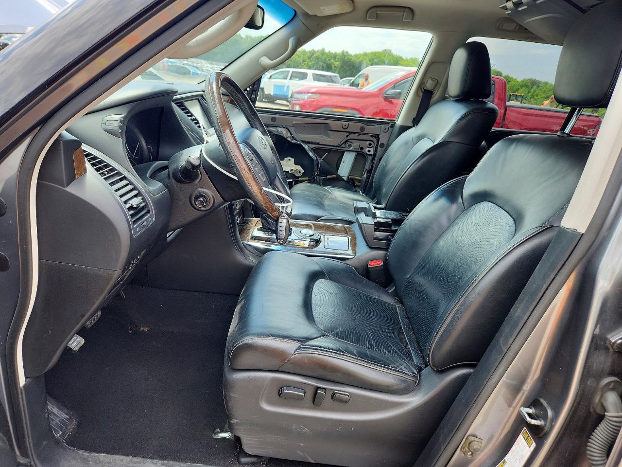 INFINITI Qx Base