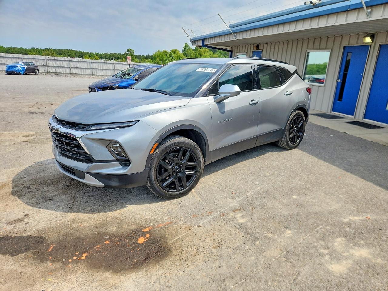 Salvage Chevrolet Blazer Image