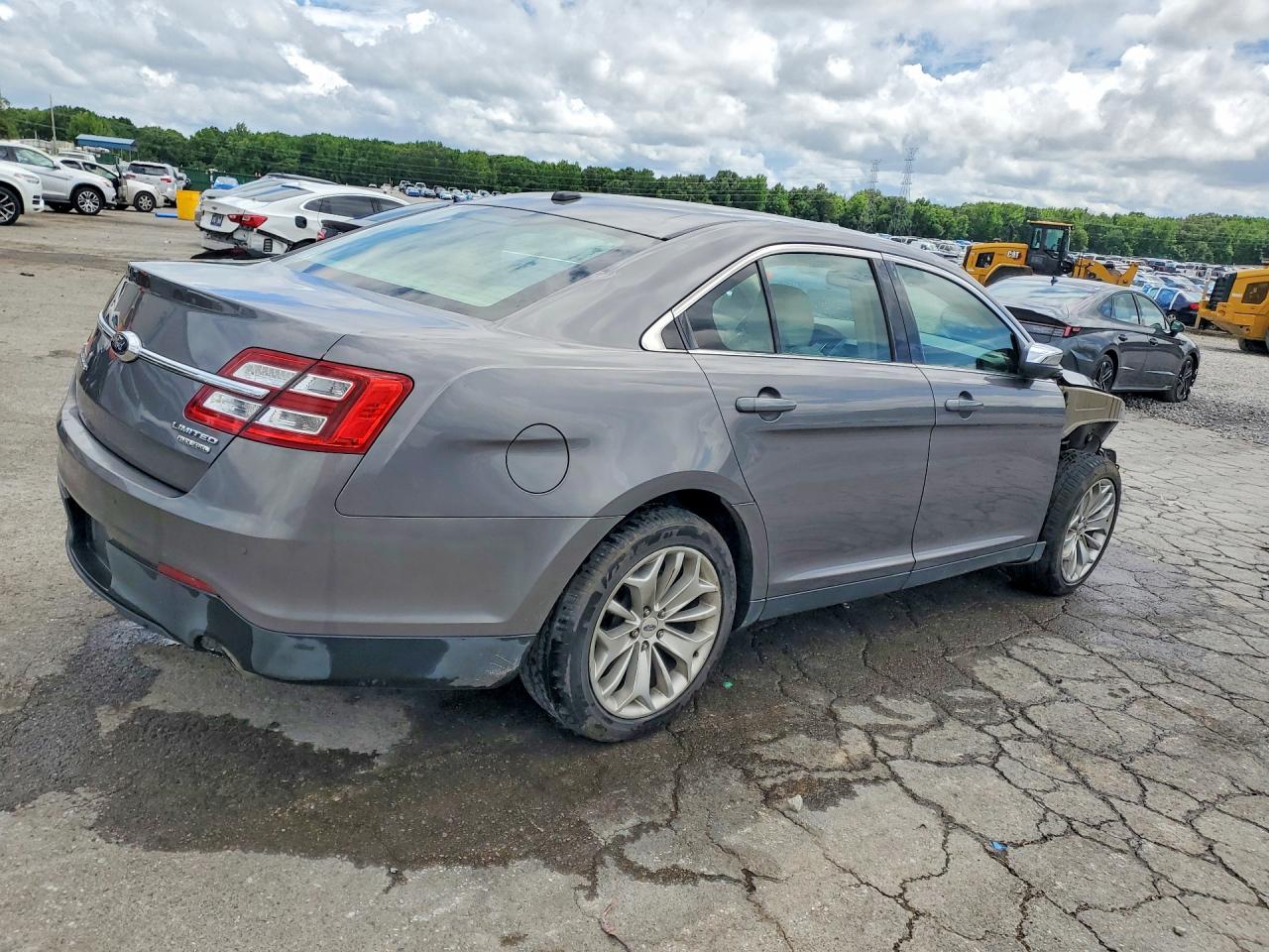 Ford Taurus Limited