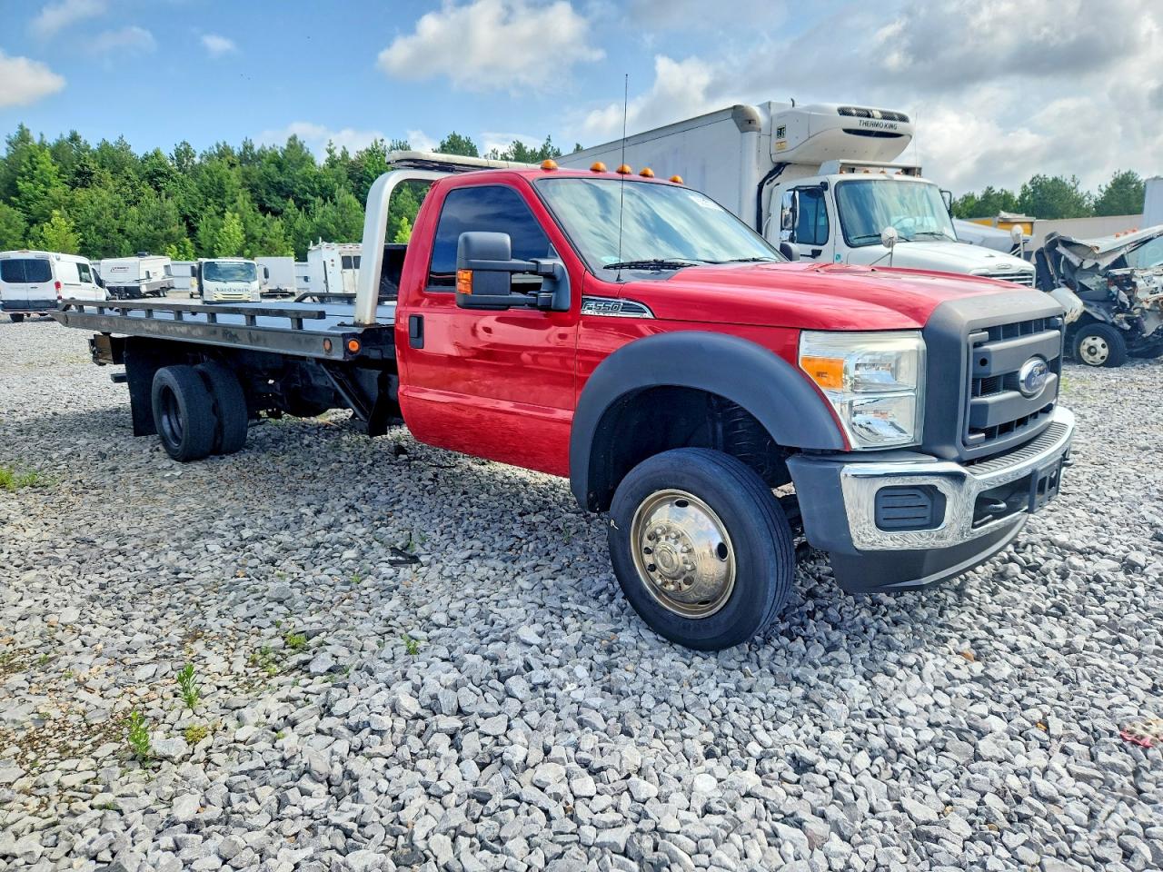 Salvage Ford F-550 Image