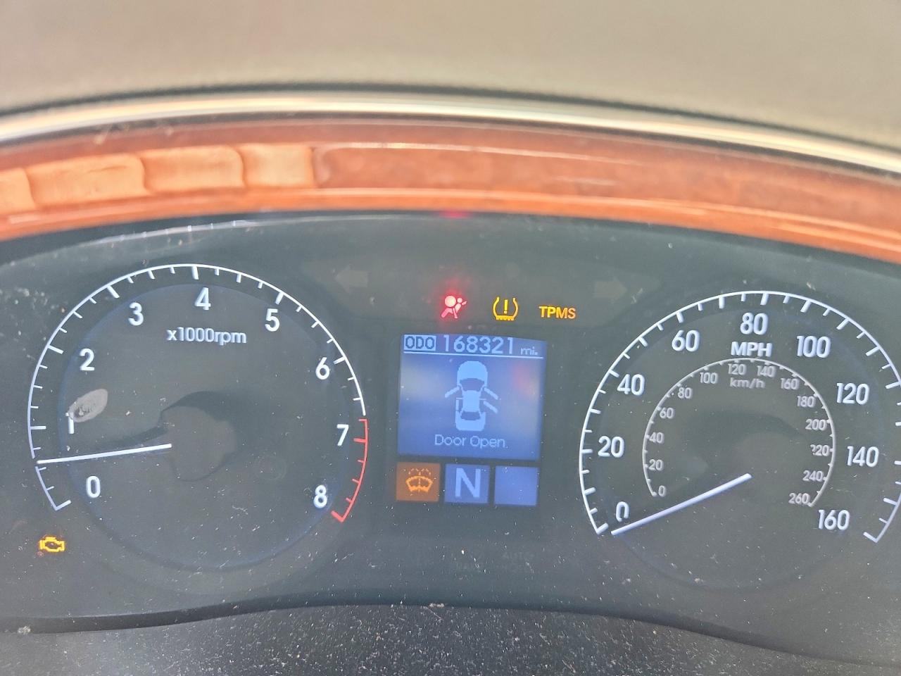 Hyundai Genesis 3.8l