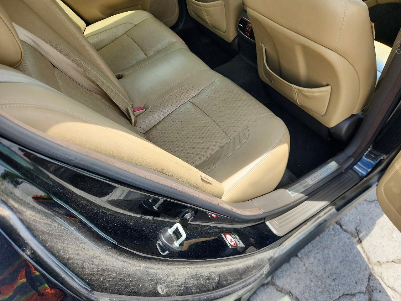 Hyundai Genesis 3.8l